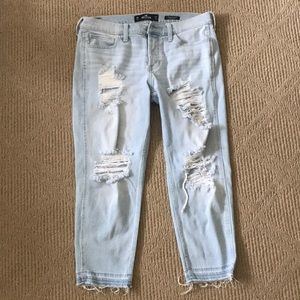 hollister low rise bf jeans